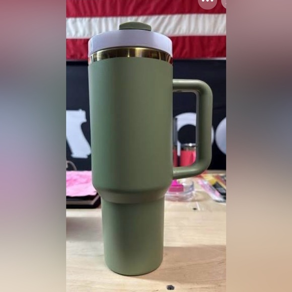 STUFF IT!! & SELL IT SHOW!  Closet Clear Out  Show! - Picture 4 of 9